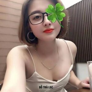 Đỗ Trà Lạc